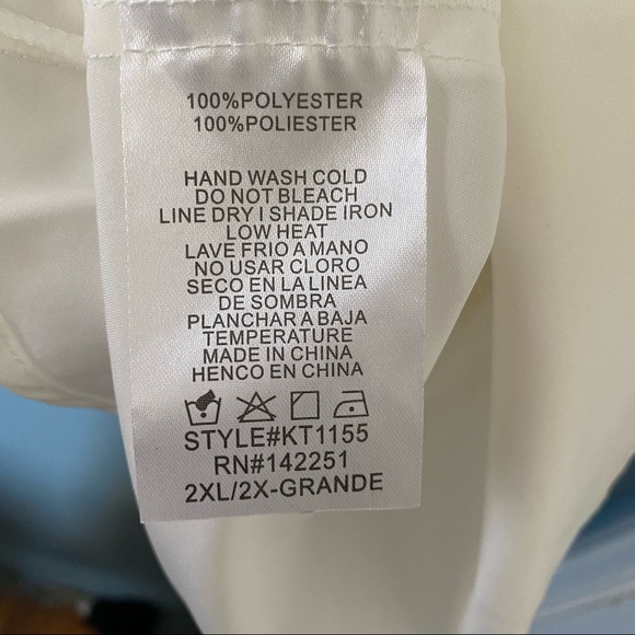 Fashion Nova Blouse - Picture 2 of 5